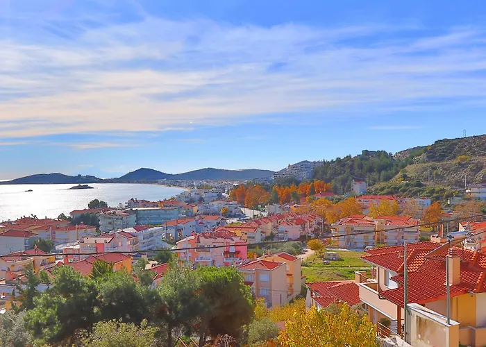 Summer House Néa Péramos